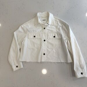 Aerie White Cream Denim Raw Hem Jacket Size Medium